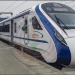 🚄 कुमाऊं को मिली बड़ी सौगात! अब काठगोदाम-दिल्ली के बीच दौड़ेगी वंदे भारत एक्सप्रेस — 160 किमी/घंटा की रफ्तार से उड़ान भरेगी देवभूमि की नई शान 🚆✨