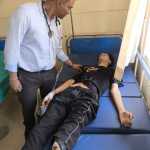 बिंदुखत्ता में दो बाइक आमने-सामने भिड़ंत, गंभीर हालत में युवक अस्पताल में भर्ती