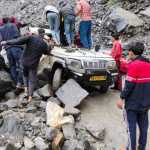 उत्तराखंड: दुःखद खबर केदारनाथ यात्रा मार्ग पर दर्दनाक हादसा—बोल्डर गिरने से दो श्रद्धालुओं की मौके पर मौत, दो गंभीर घायल