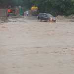 शेर नाला में जलस्तर बढ़ा, चोरगलिया-हल्द्वानी मोटर मार्ग प्रशासन ने अस्थायी रूप से किया बंद