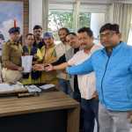 हल्द्वानी: उत्तर उजाला में गौवंश घटना पर भाजपा ने दिया ज्ञापन, दोषियों के खिलाफ कठोर कार्रवाई की मांग