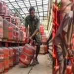 🔥😨 गैस सिलेंडर की भारी किल्लत! बुकिंग के बाद भी नहीं मिल रही डिलीवरी, लोग परेशान 🚫🛢️